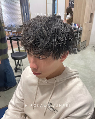 大人クールなツイストスパイラルパーマ【三軒茶屋】