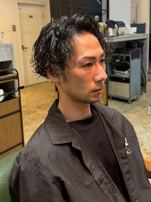 .ツイストスパイラル　センターパート　大人カジュアル　