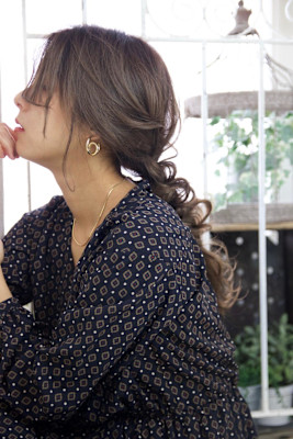 お呼ばれに♪編みおろしローポニーアレンジ