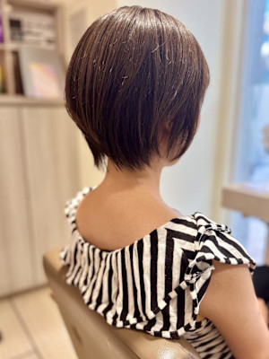夏にぴったり♪大人可愛いナチュラルショートボブ