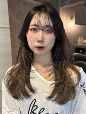 《巴結生》レイヤーカット/顔まわりカット