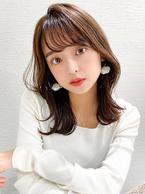 30代40代に人気後れ毛がかわいいくびれヘアシャギーレイヤー