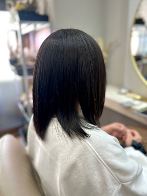 艶々ミディアムストレート♪