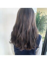 ダークブラウン