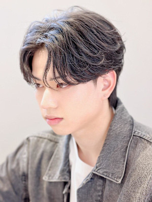 センターパートミニウルフ