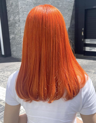 ブリーチあり　鮮やかネオンオレンジカラー