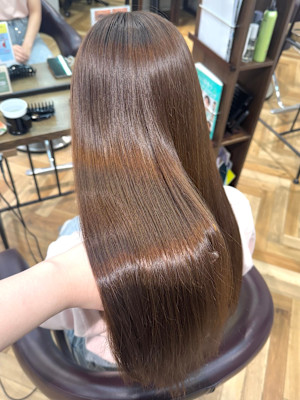 circus流髪質改善ストレート