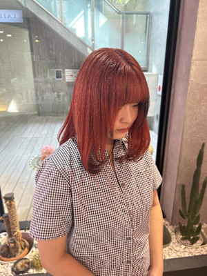 チェリーレッド