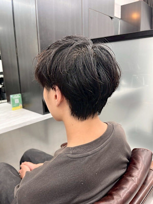 ツーブロック　刈り上げなしマッシュ