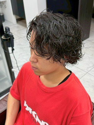 波巻きパーマ　ウルフ　外国人風パーマ