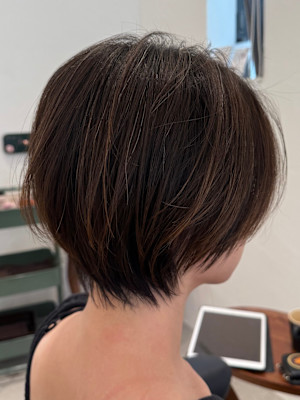 レイヤーカット/レイヤー/顔周り/ミディアム/ボブ/ショート