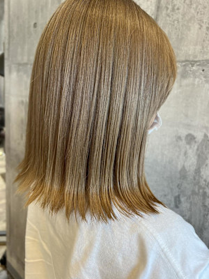 ボブ／ダブルカラー