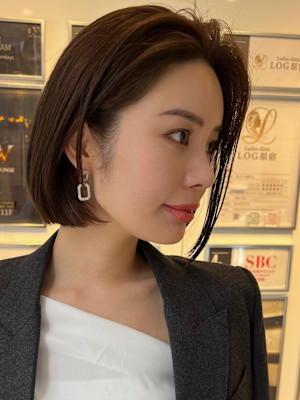 #切りっぱなしボブ #前下りボブ #顔周りレイヤー #小顔