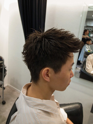 バーバービジネスアイロンパーマナチュラルジェットモヒカン