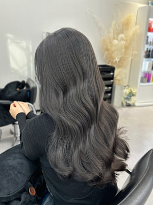 ブリーチなし　オリーブカラー