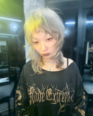 セクションカラー　デザインカラー　ハイトーン　原宿/表参道