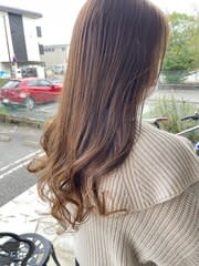 シアーベージュ