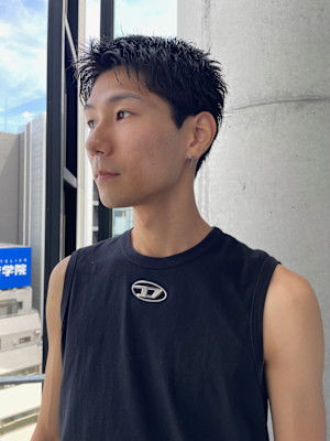 メンズ　スパイキーショート