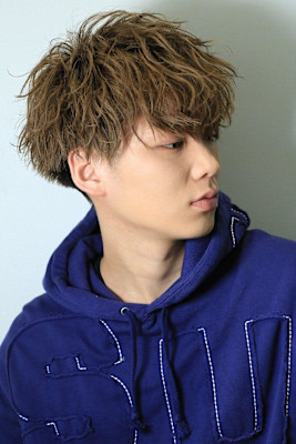 王道束感ショート