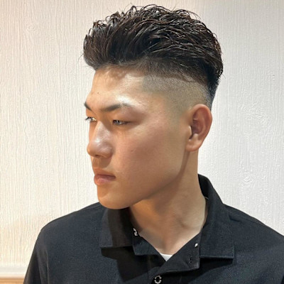 男らしいこだわり抜いたフェードライン×オールバック