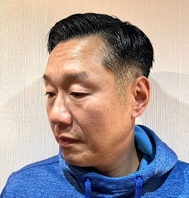 サイドパートフェードカット