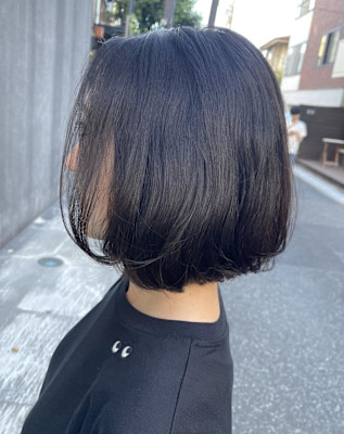 ポイントナチュラルストレートパーマ　地毛風ボブ