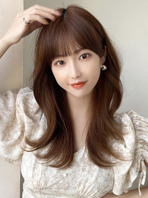 大人かわいいくびれヘアセミロング × ミルクティーベージュ