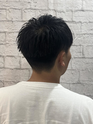 ツーブロ／アップバング／刈り上げ