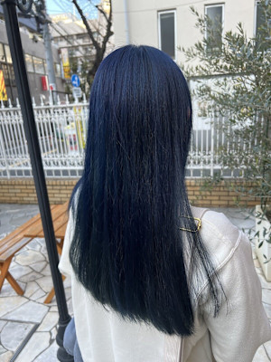 ネイビーカラー