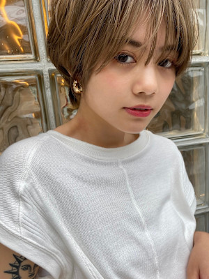 #ボブ #切りっぱなしボブ #レイヤーボブ #くびれボブ 