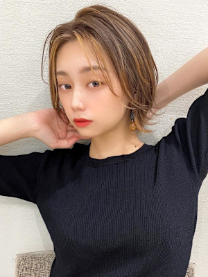 30代40代に人気の大人かわいい前髪ありのくびれショート