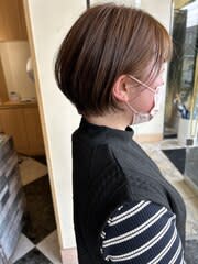 ショートボブ