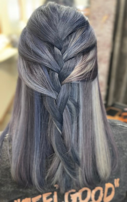 【アレンジで魅せる！】くすみラベンダーブルーグラデーション