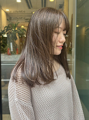 ヘーゼルベージュ/イノアカラー/ブリーチなし/似合わせカット