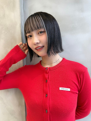 ボブ×インナーカラー