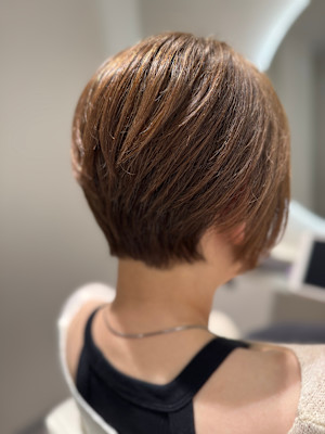 明るい白髪染め×ショートボブ 『銀座/個室』