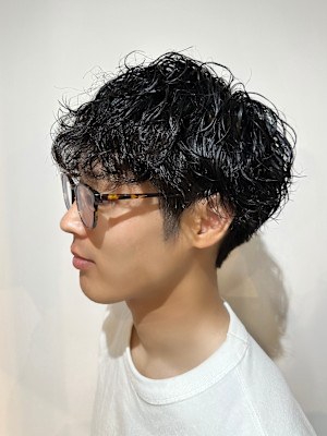 シャドウパーマ