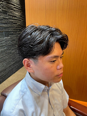 銀座　理容室　毛流れパーマ