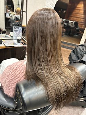 ベージュカラー