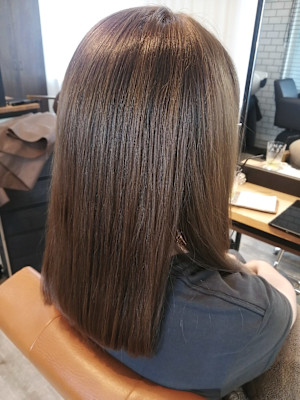 アッシュグレー