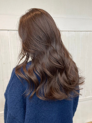 丸型卵形韓国顔まわりエアリーロング美髪ピンクブラウン