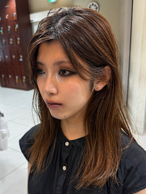 レディース似合わせヘアメイククールメイク