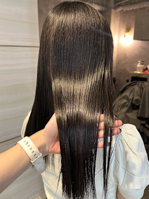 《高橋亜美》アッシュブラック/艶カラー/大宮