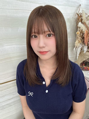 《鈴木茉奈》ブラウンベージュ/ローレイヤー/大宮