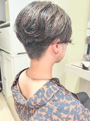 ショート 2ブロック メンズライク パーマ