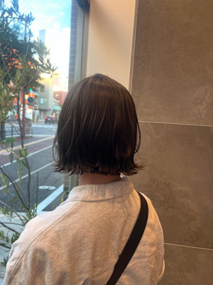 オリーブブラウン