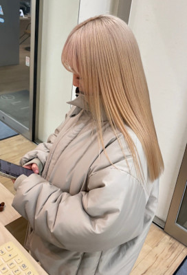 ホワイトベージュ