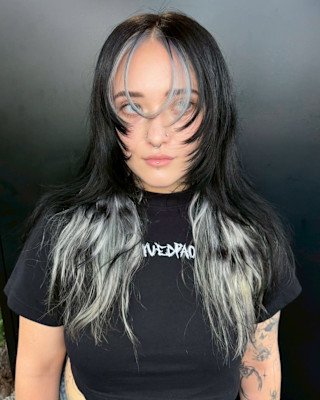 インナーカラー　デザインカラー　ハイトーン　原宿/表参道