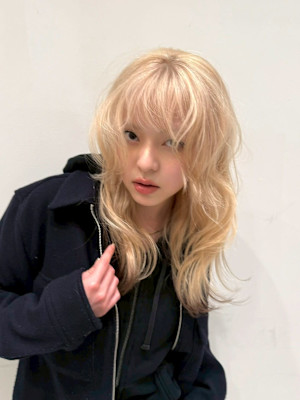 ミルクティー　デザインカラー　ハイトーン　表参道/原宿