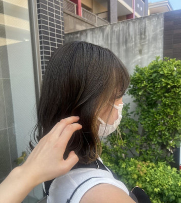 イヤリングカラー